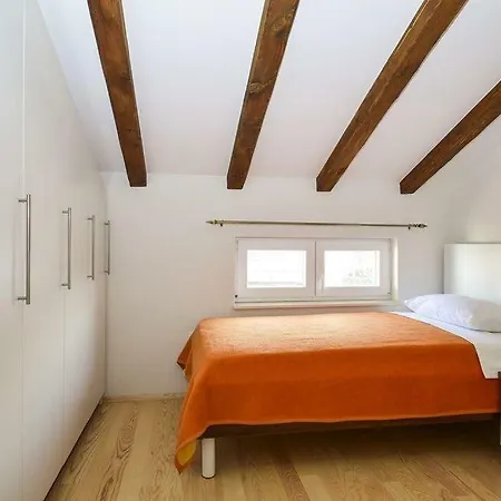 Vila Vesna 1411