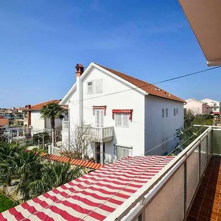 Vesna 1411 * Tribunj (Sibenik-Knin)