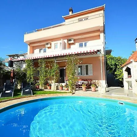 Vila Vesna 1411